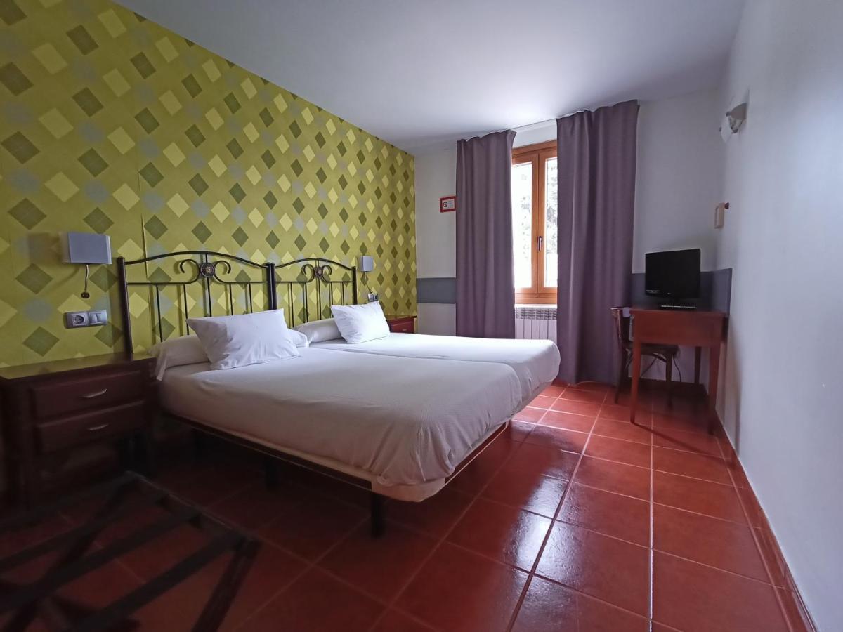 Hotel Rural Cuartamenteru Po de Llanes Eksteriør billede