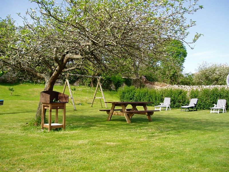 Hotel Rural Cuartamenteru Po de Llanes Eksteriør billede
