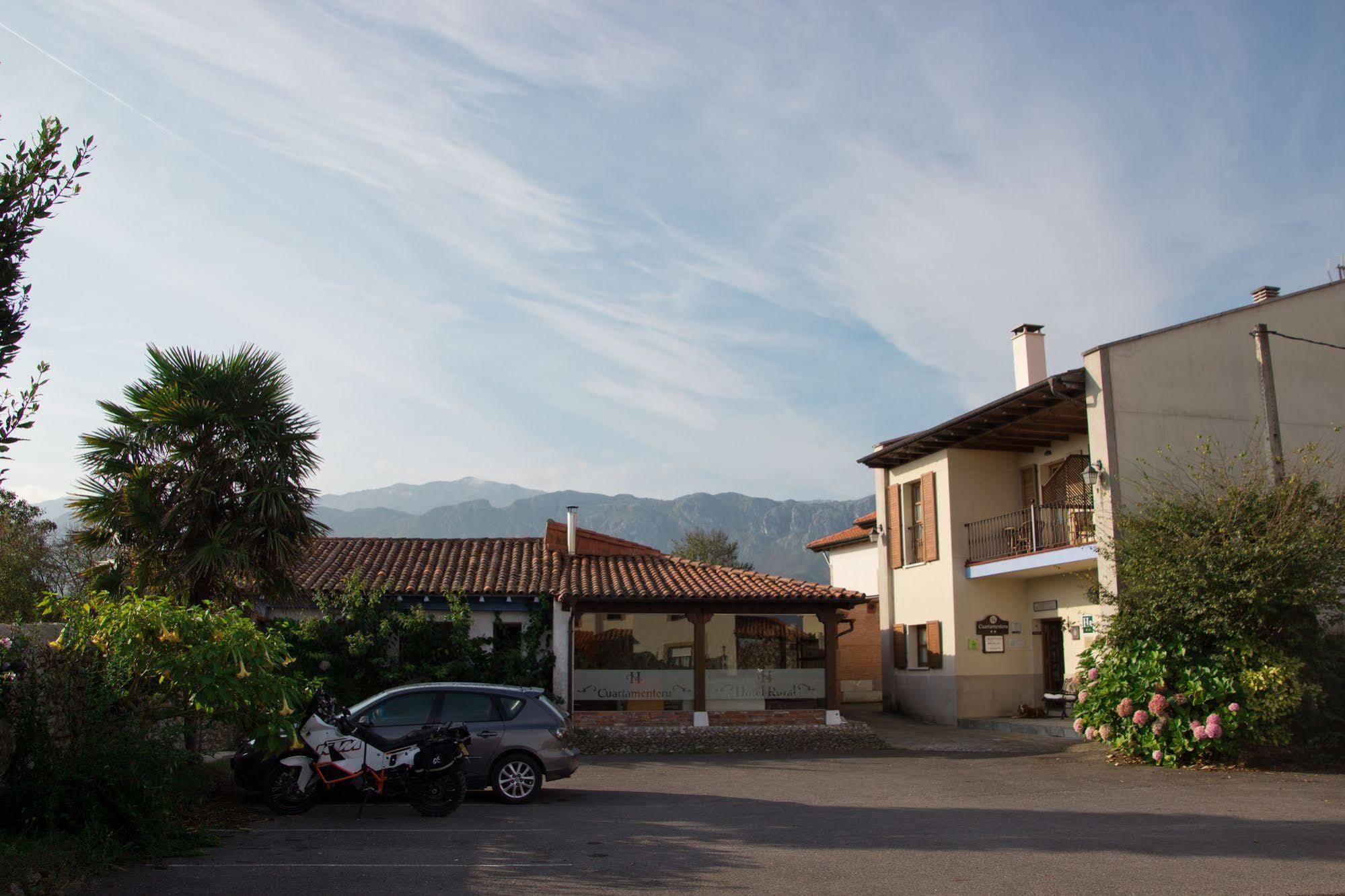 Hotel Rural Cuartamenteru Po de Llanes Eksteriør billede